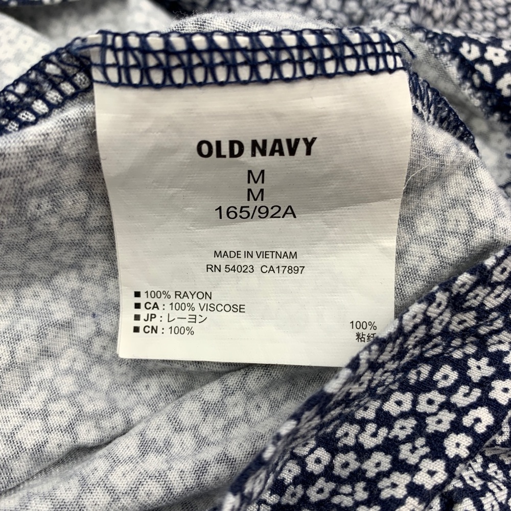 Old Navy Floral Print Blouse - Picture 4 of 6